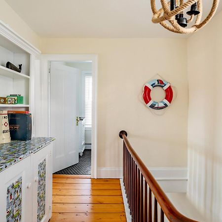 Sunny, Historic 3 Bedroom Townhouse In Downtown Mystic Stonington Exterior foto