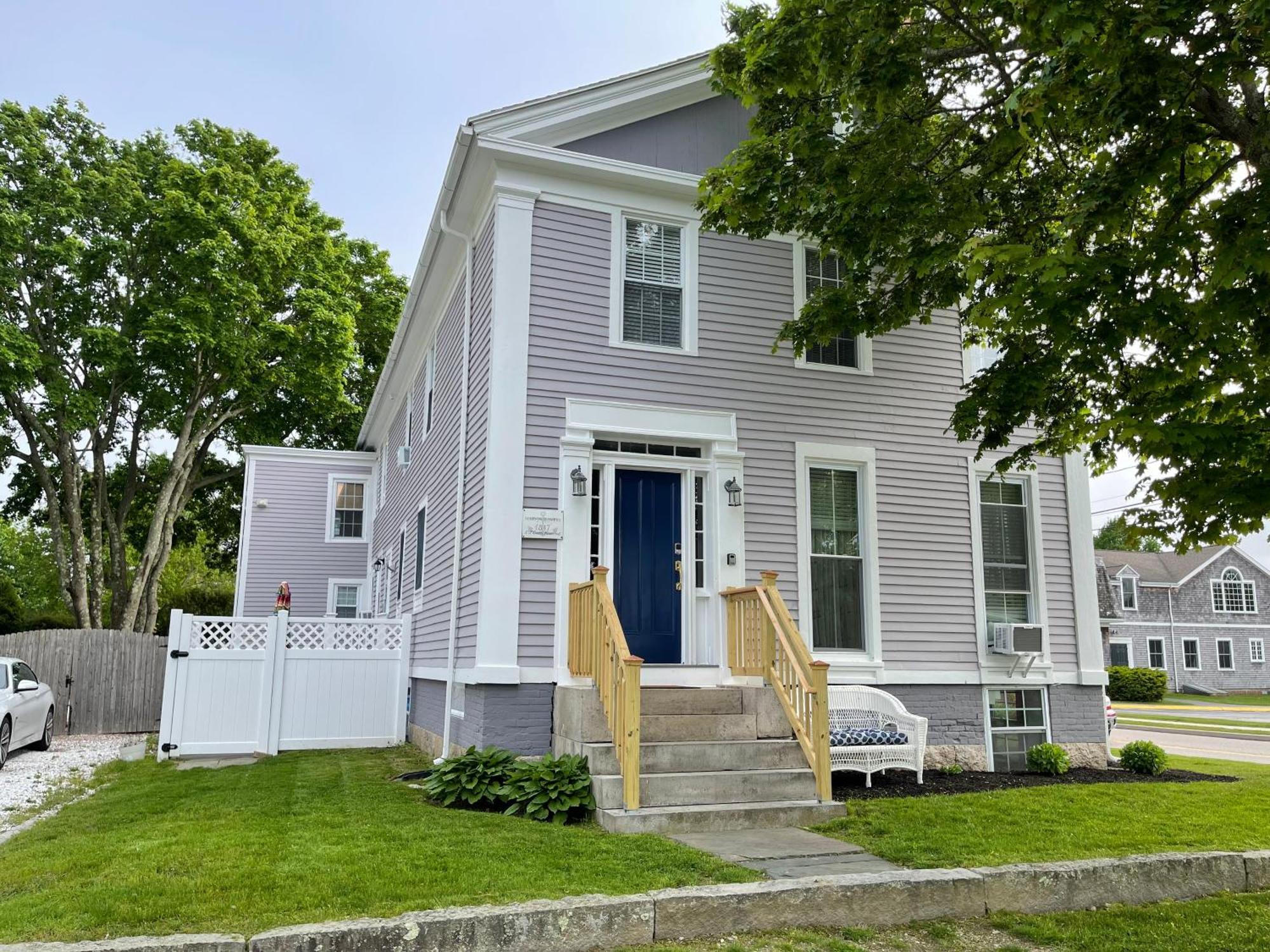 Sunny, Historic 3 Bedroom Townhouse In Downtown Mystic Stonington Exterior foto